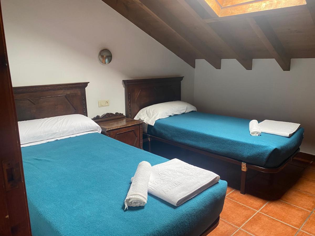 Les Vegues II Lägenhet Santillan Exteriör bild